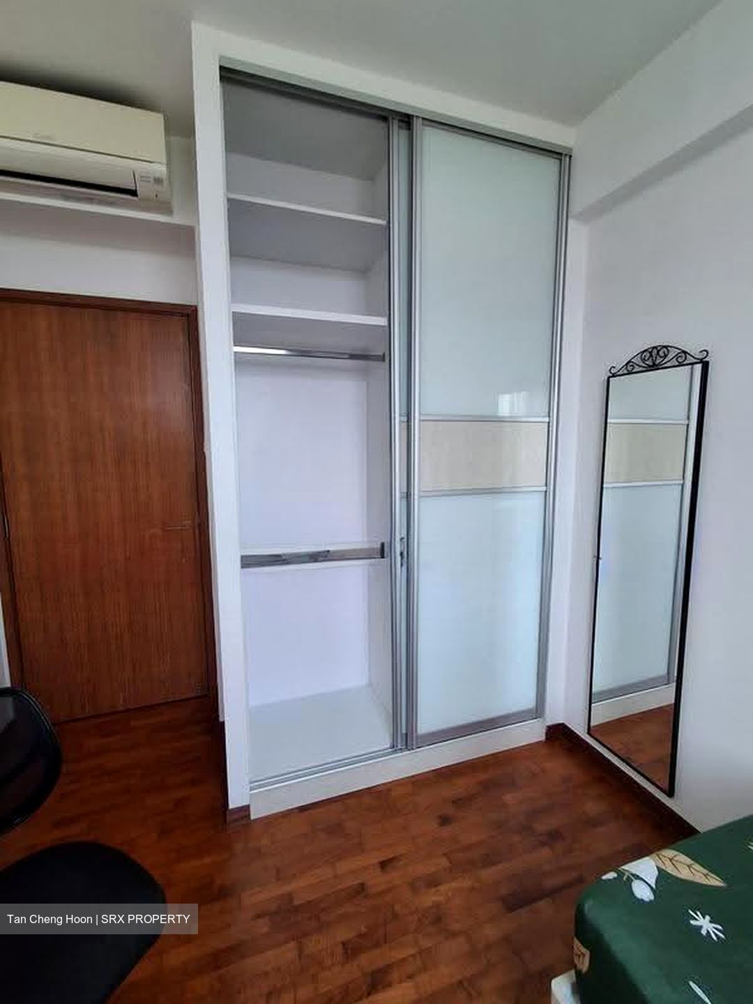 The Lakeshore (D22), Condominium #612494881